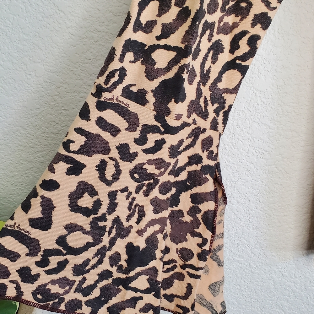 Fashion Love Leopard Top - Picture 6 of 10